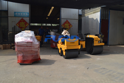 福瑞得機(jī)械手扶雙輪壓路機(jī)，手扶單輪壓路機(jī)，座駕壓路機(jī)及時包裝發(fā)貨