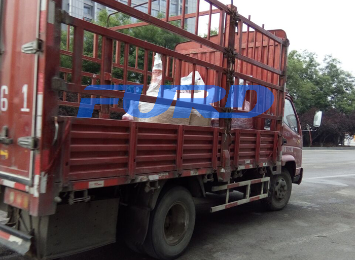 福瑞得機械手扶壓路機、二次結(jié)構(gòu)澆筑機及時發(fā)貨